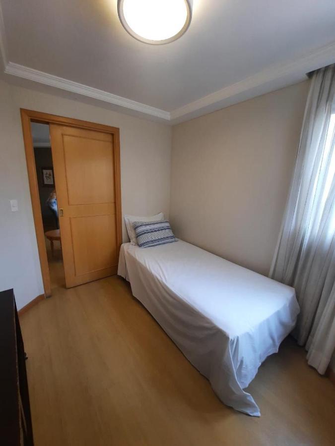 Flat Com Dois Quartos E Dois Banheiros 圣保罗